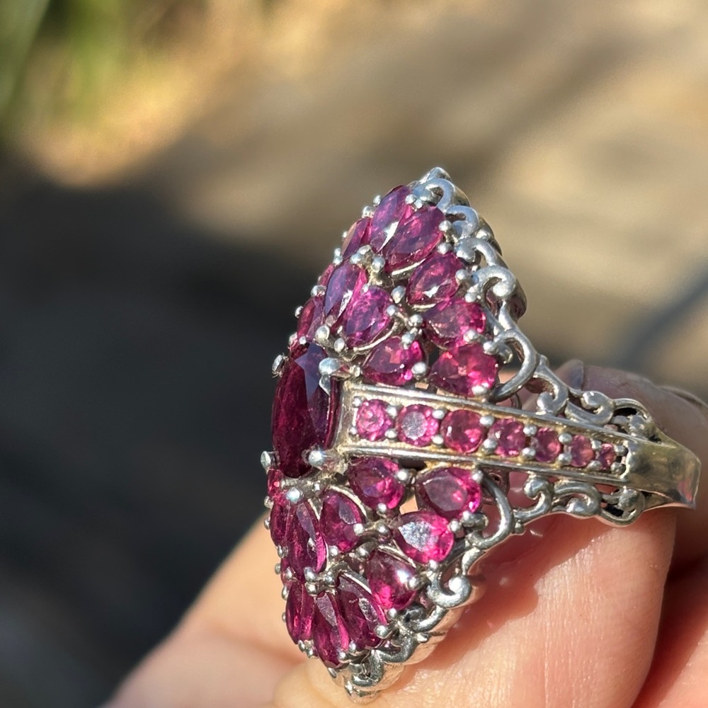 Beautiful garnet & sterling cocktail ring size 9 - Picture 6 of 11